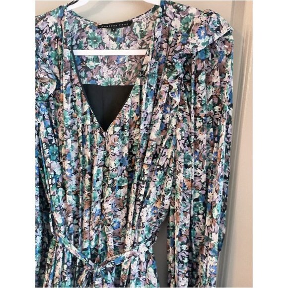 Ruffle Pleated Lined Floral Romper with Belt - Picture 5 of 12